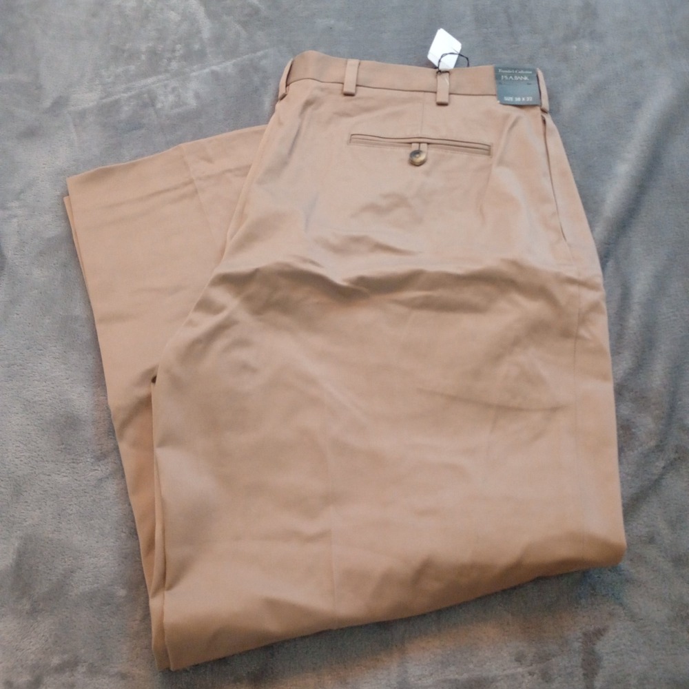 Jos A Bank Traveler Twill Pants Mens 38 x 32 British Khaki Tan Pleated Cotton‎